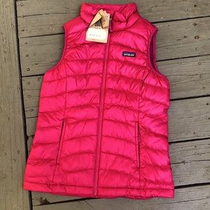 NWT Patagonia girls down sweater vest XL or 14